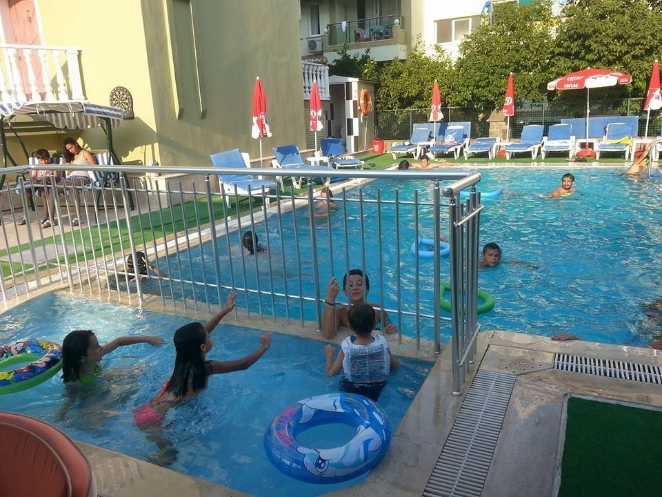 Club Ege Hotel apartamentowy Marmaris