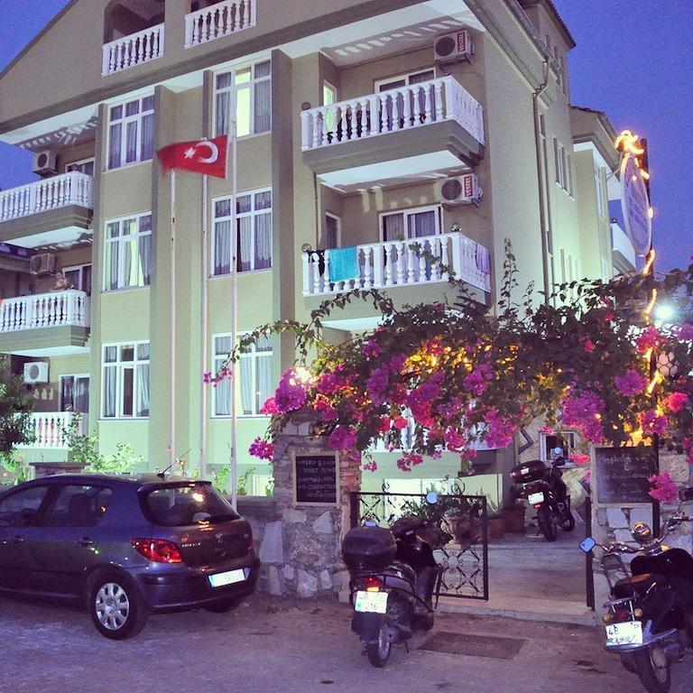 Club Ege Hotel apartamentowy Marmaris
